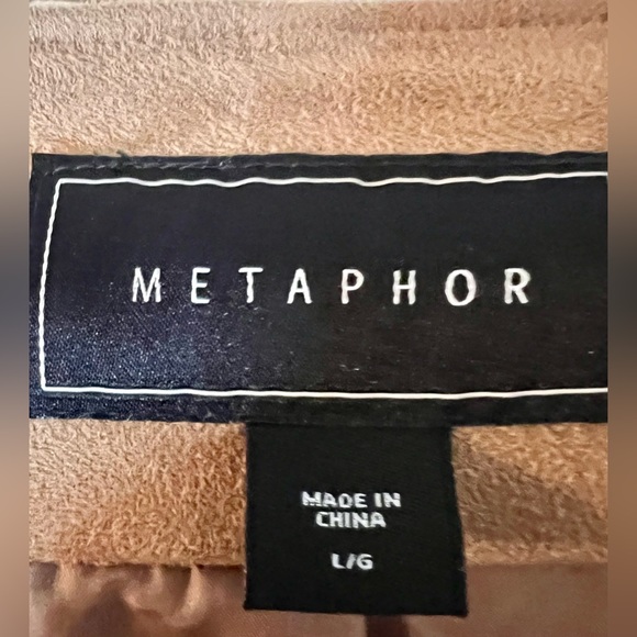 Faux suede Womens swing coat gently used. Tan size L - Picture 3 of 3